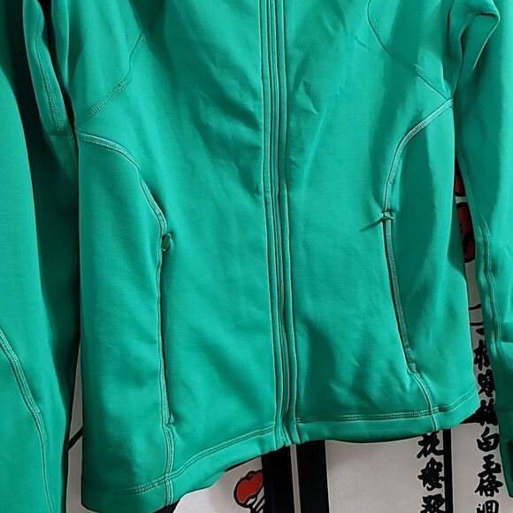 Sweaty Betty Therma Boost Running Zip Up Electro Green - Picture 5 of 14